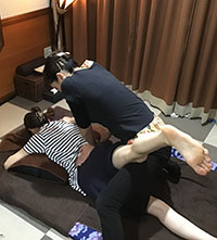タイ古式マッサージ